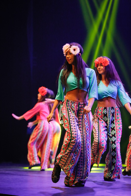 Tribe Dance Hold Your Dream 